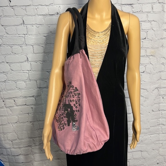 Roxy large mauve/pink tote bag with sequined heart design. - Picture 12 of 12